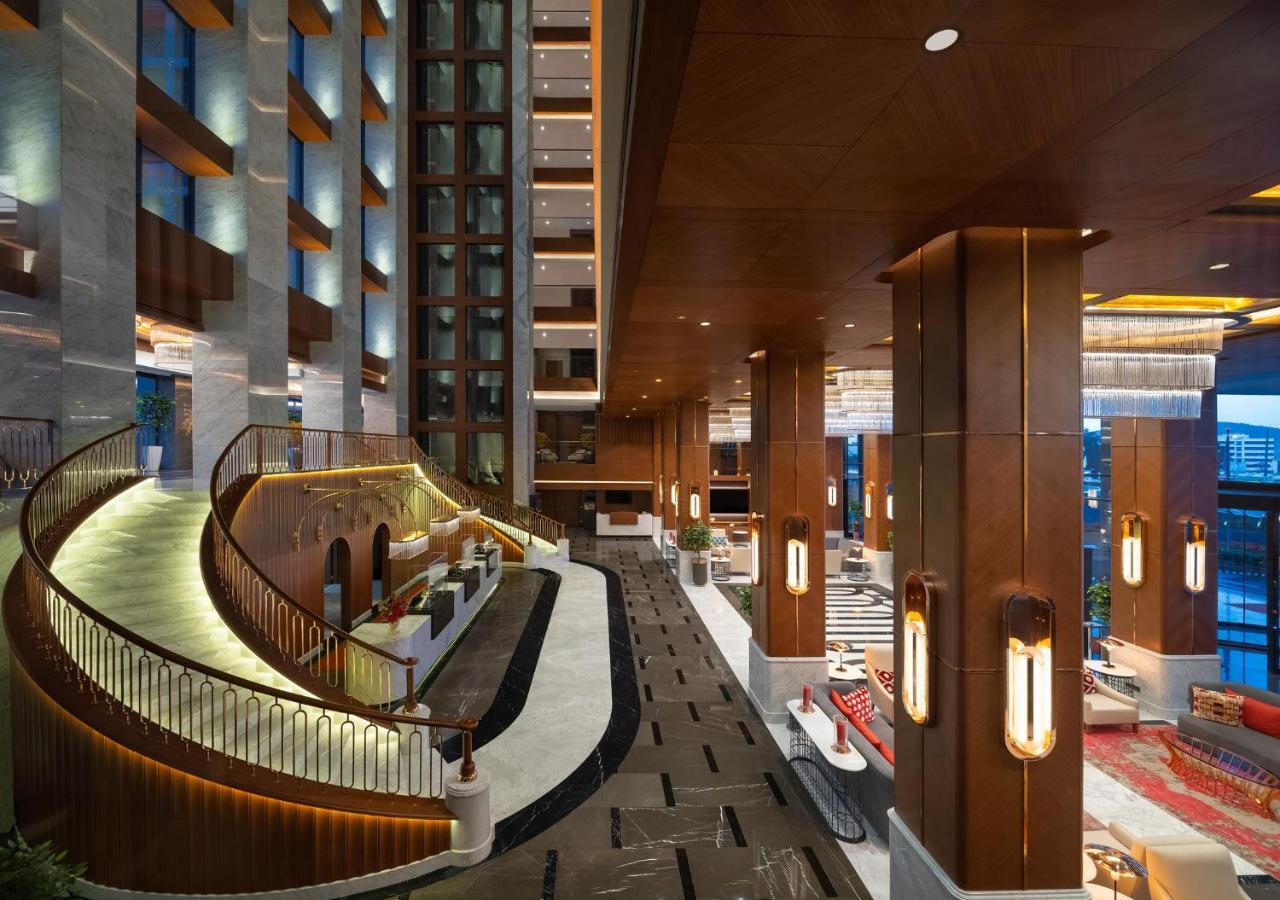 Moevenpick Hotel Istanbul Asia Airport Luaran gambar The lobby of the hotel