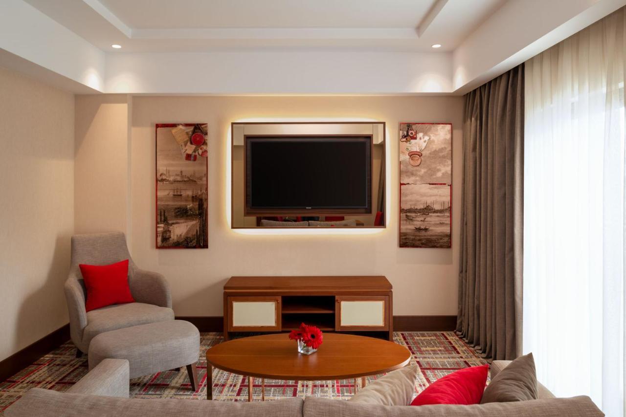 Moevenpick Hotel Istanbul Asia Airport Luaran gambar Living room